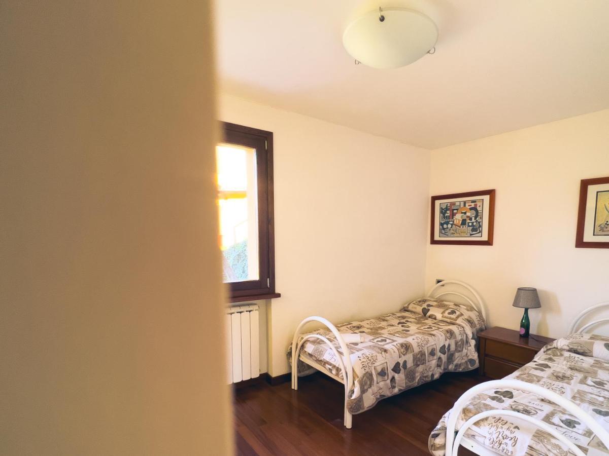 Tenuta Monteoliveto - Family Cottage - Agriturismo Nelle Langhe Vesime Exterior photo